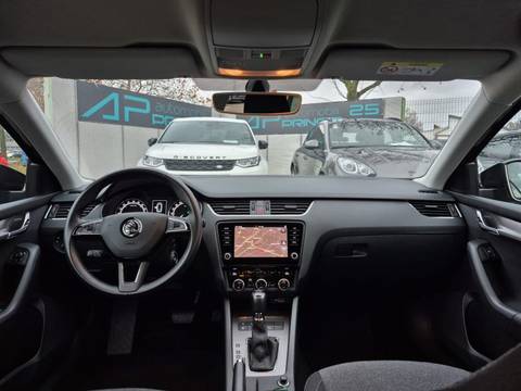 2020 Škoda Octavia Combi — sličica 16