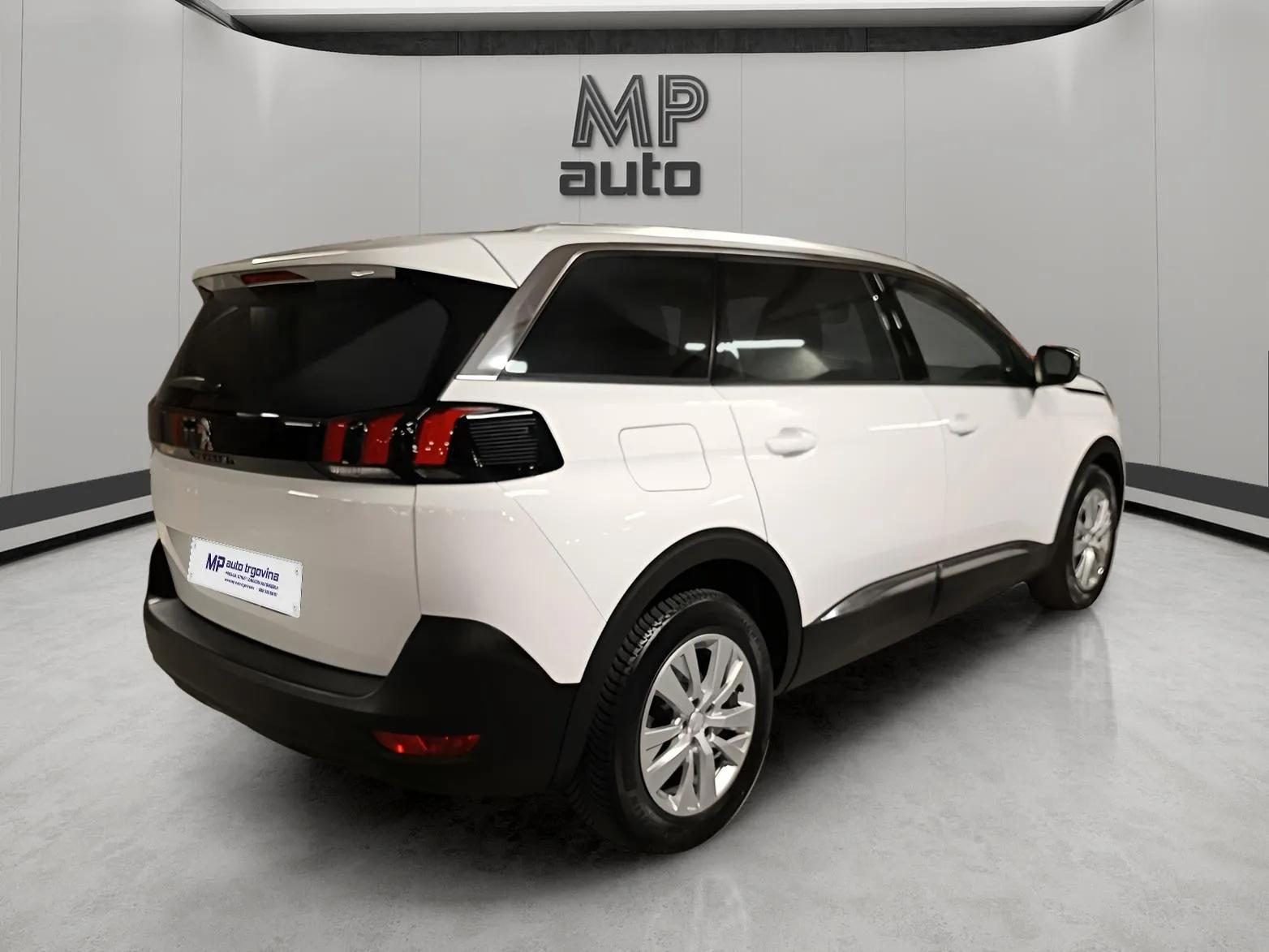 2019 Peugeot 5008 — fotografija 9