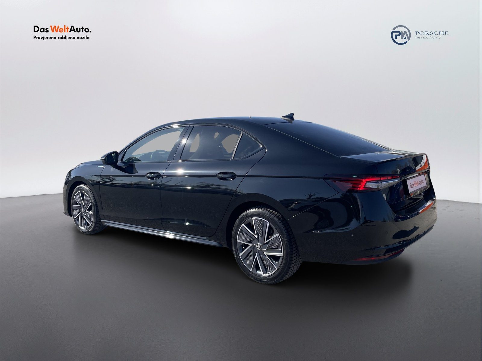 2025 Škoda Superb Sportline — fotografija 3