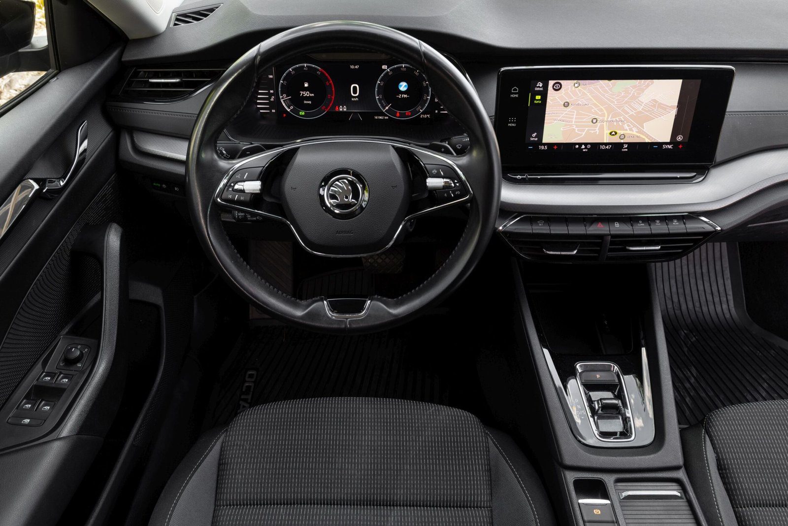 2021 Škoda Octavia — fotografija 8