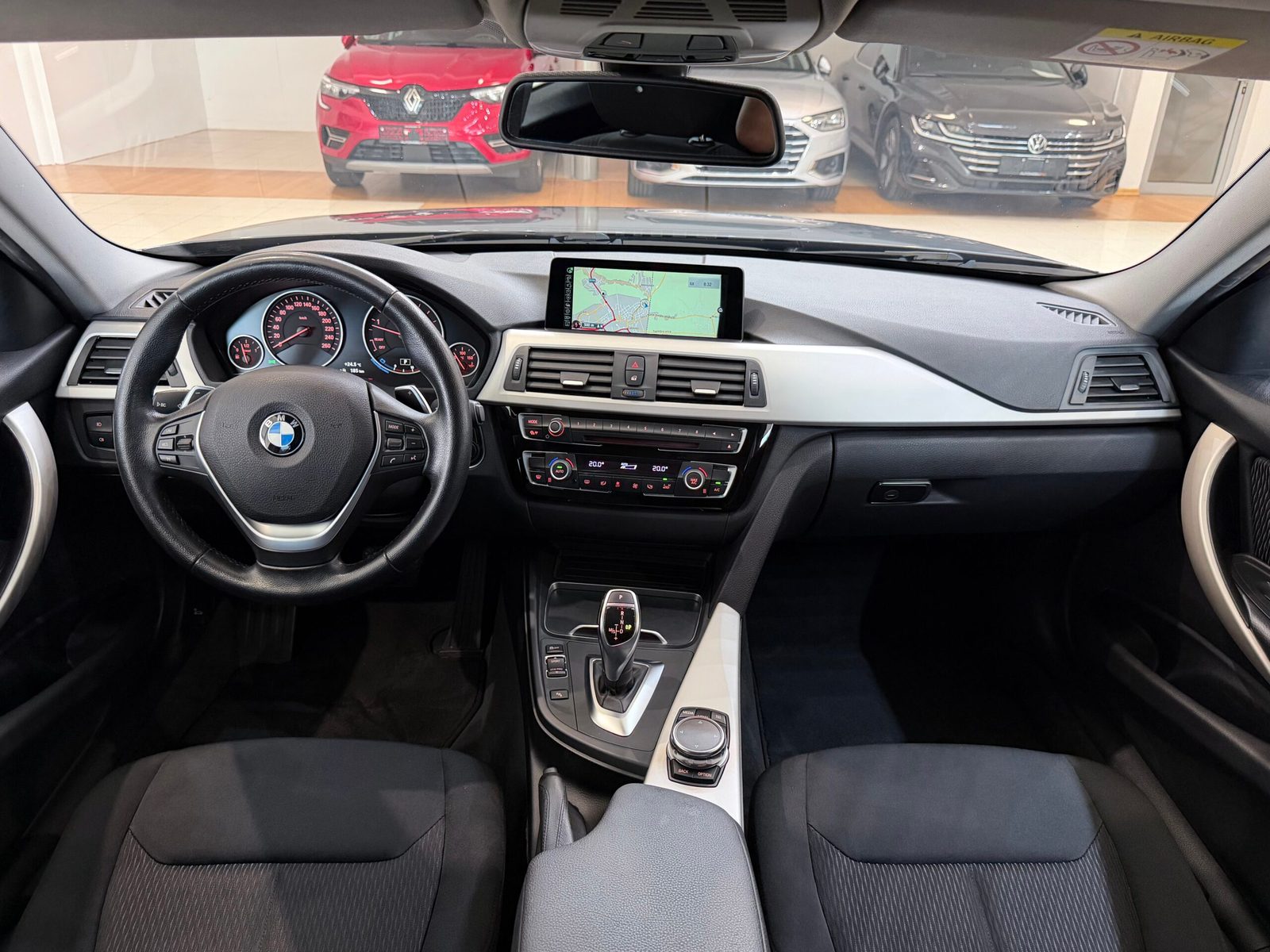 2016 BMW Serija 3 — fotografija 6