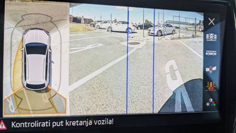 2022 Škoda Karoq — sličica 12
