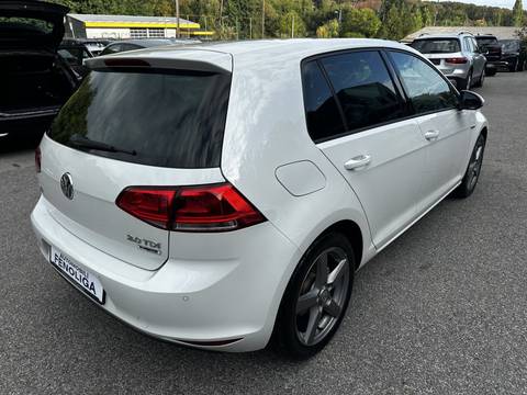 2016 Volkswagen Golf — sličica 2