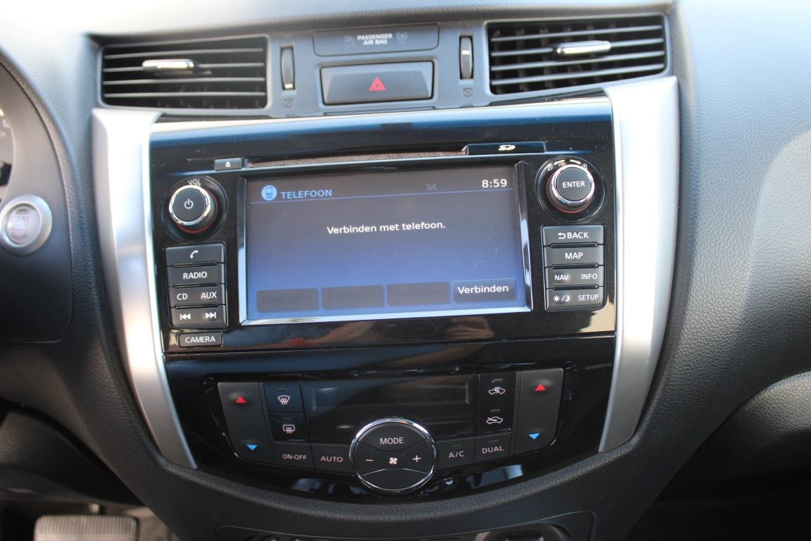 2016 Nissan Navara — fotografija 14