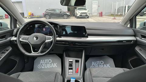 2021 Volkswagen Golf — sličica 11