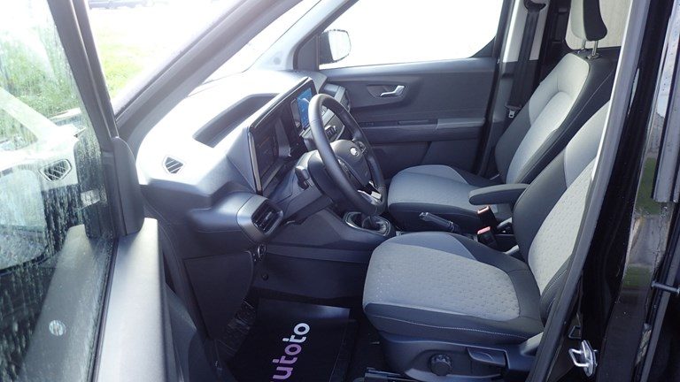 2025 Ford Tourneo — fotografija 6
