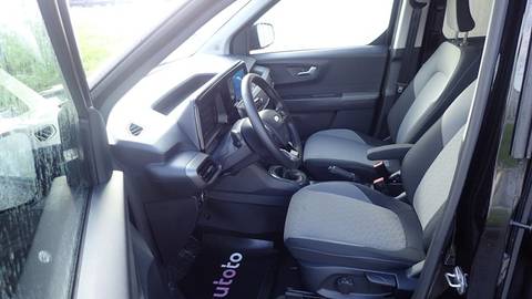 2025 Ford Tourneo — sličica 6