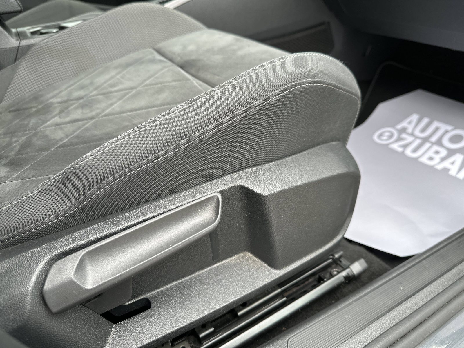 2023 Volkswagen Golf — fotografija 23