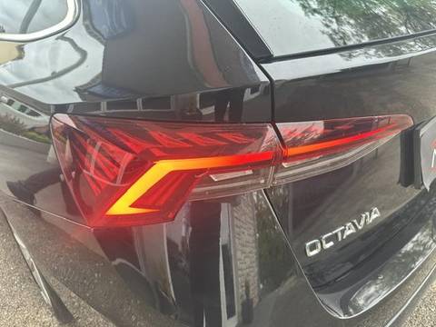2023 Škoda Octavia — sličica 8