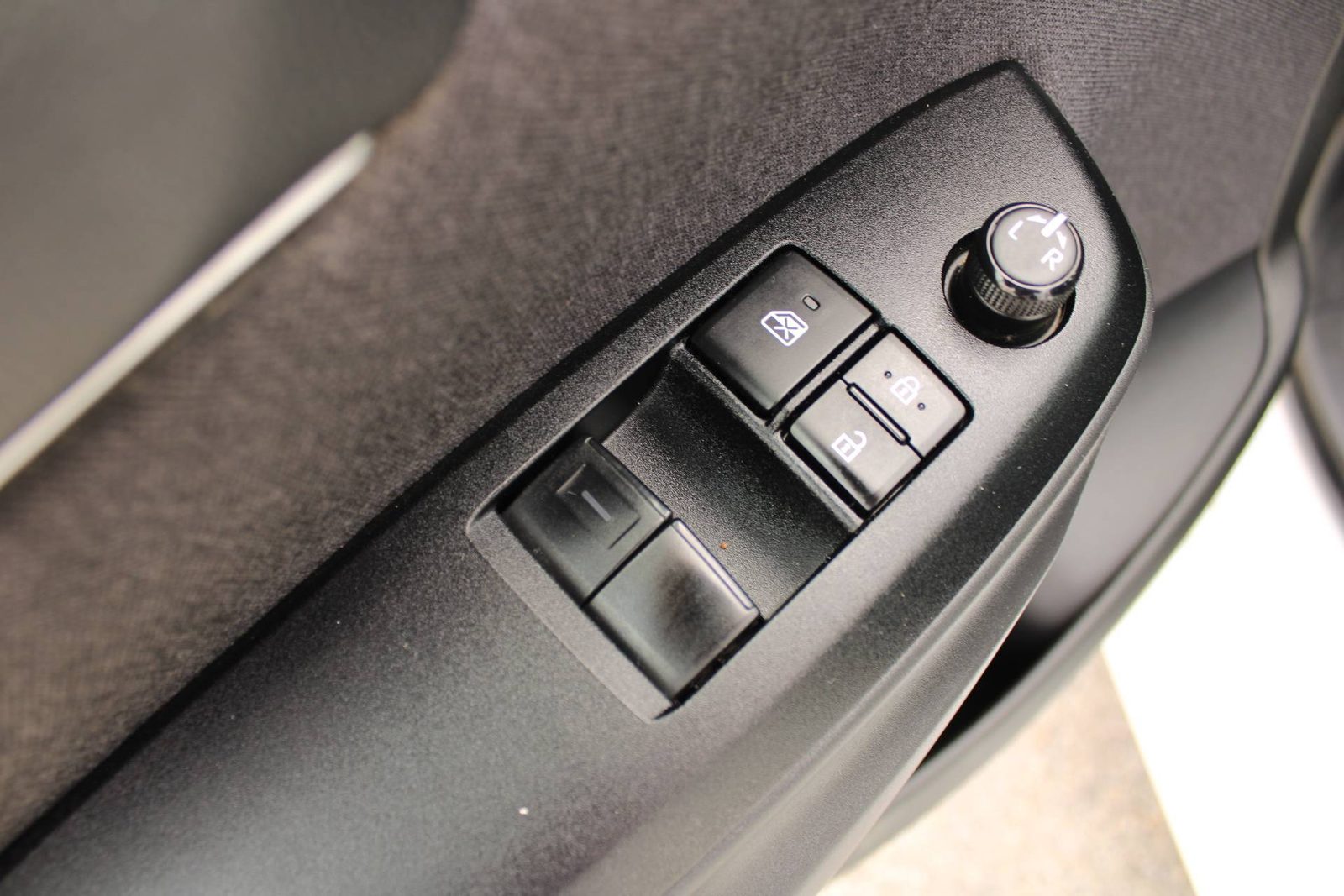 2024 Toyota Yaris — fotografija 14