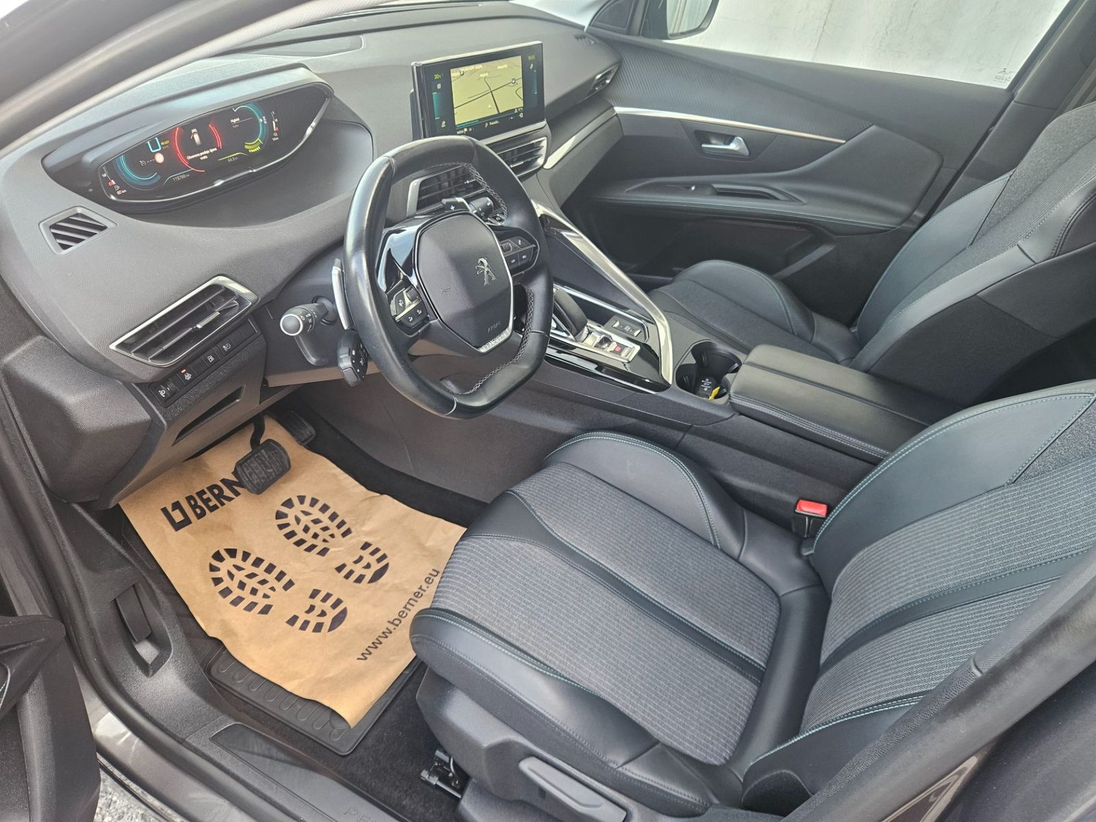 2021 Peugeot 3008 — fotografija 7