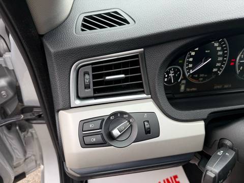 2009 BMW Serija 5 — sličica 17