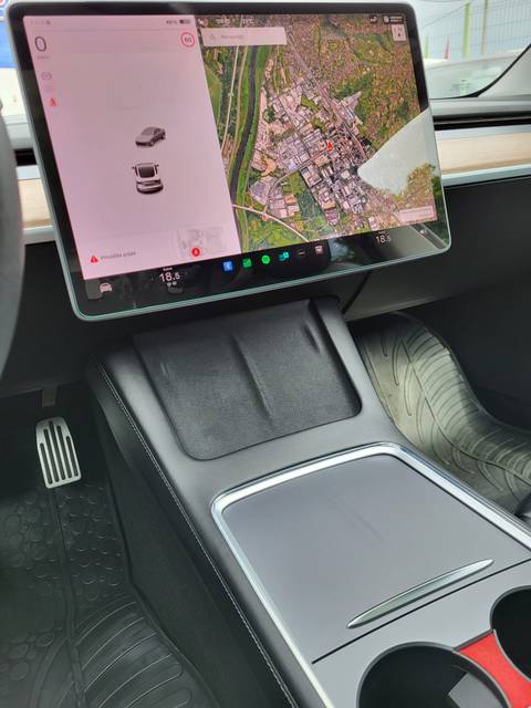 2021 Tesla Model 3 — sličica 14