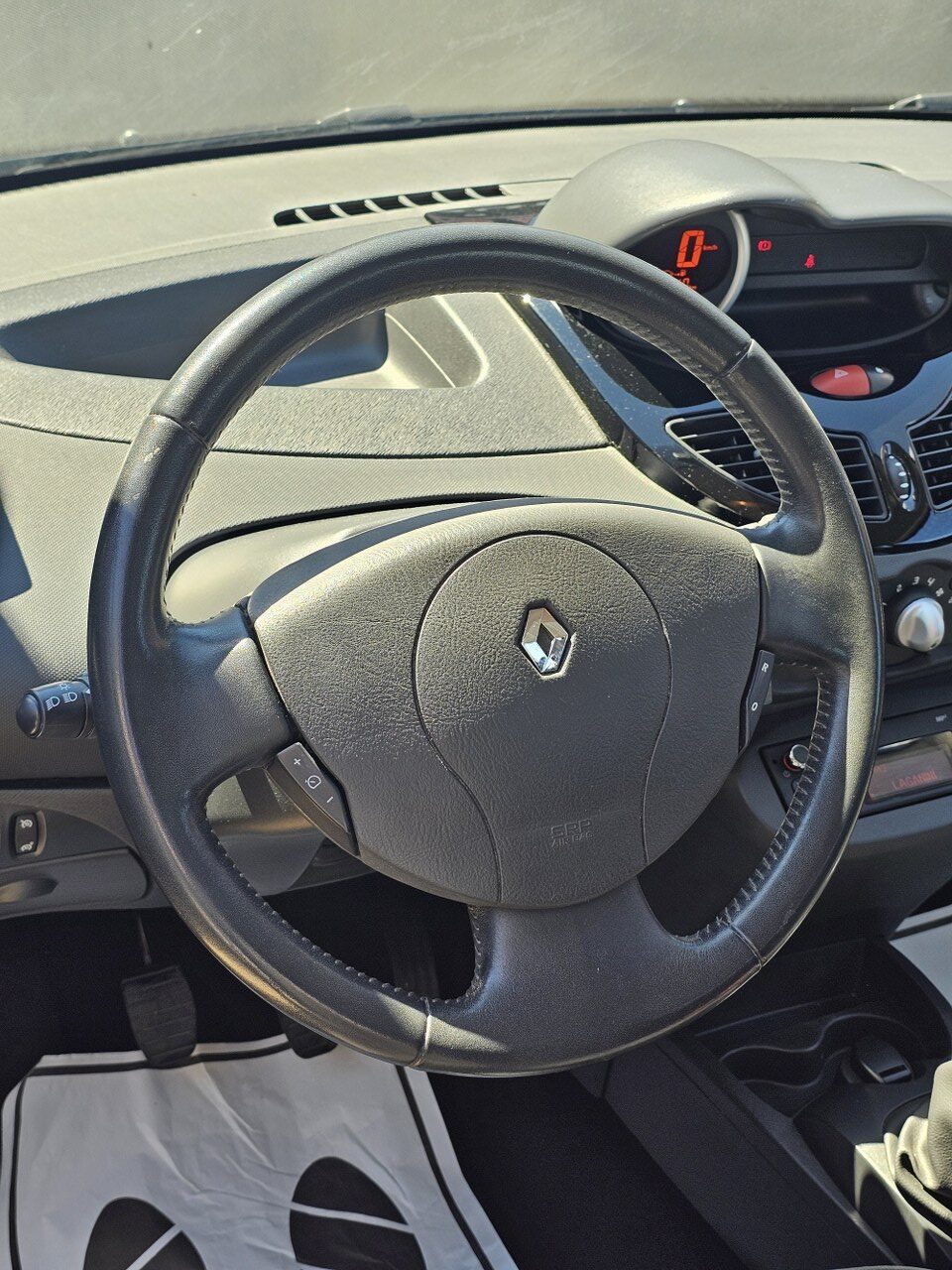 2015 Renault Twingo — fotografija 9