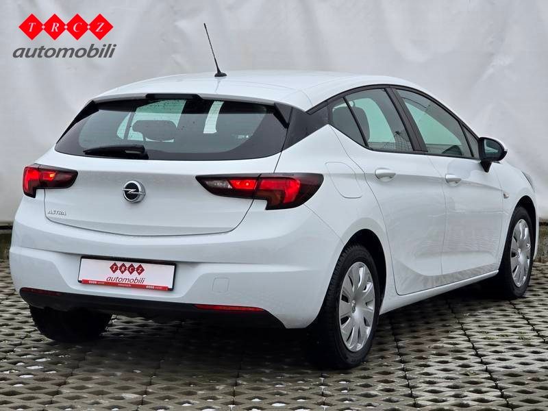 2021 Opel Astra — fotografija 4