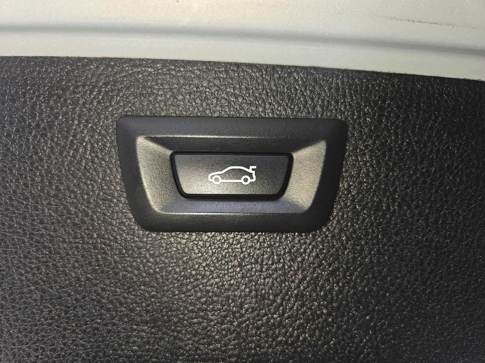 2015 BMW Serija 3 — fotografija 22