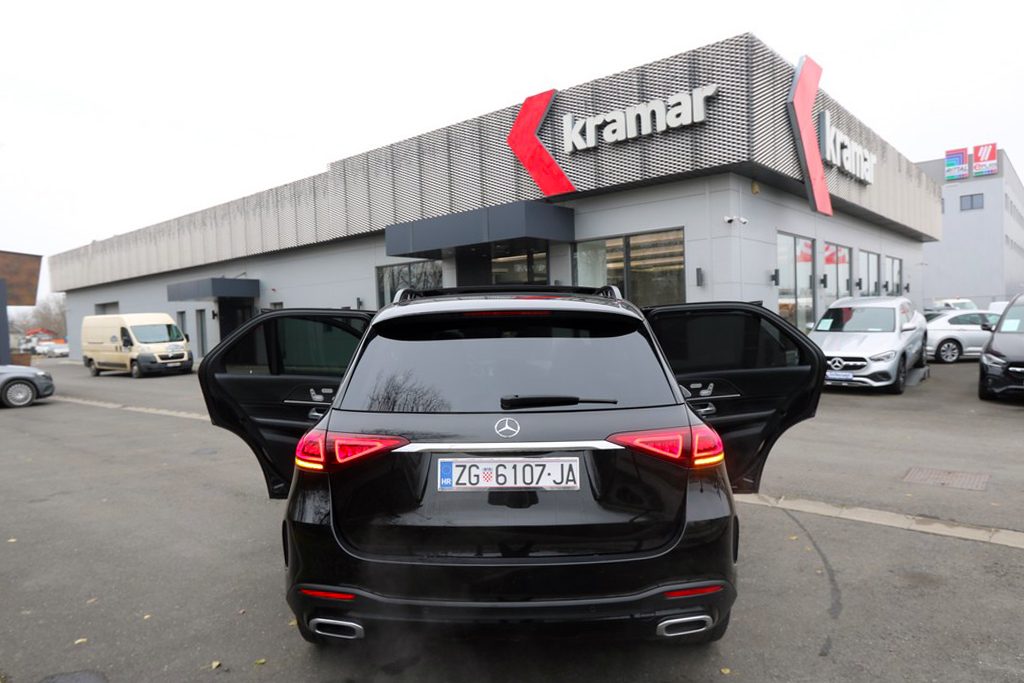 2020 Mercedes-Benz GLE AMG Line — fotografija 18