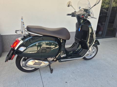 2020 Piaggio Vespa GTS300 — sličica 11
