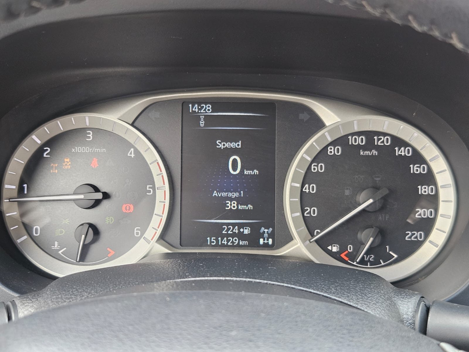 2017 Nissan Navara — fotografija 17