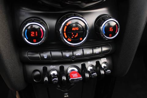 2022 Mini Cabrio — sličica 23