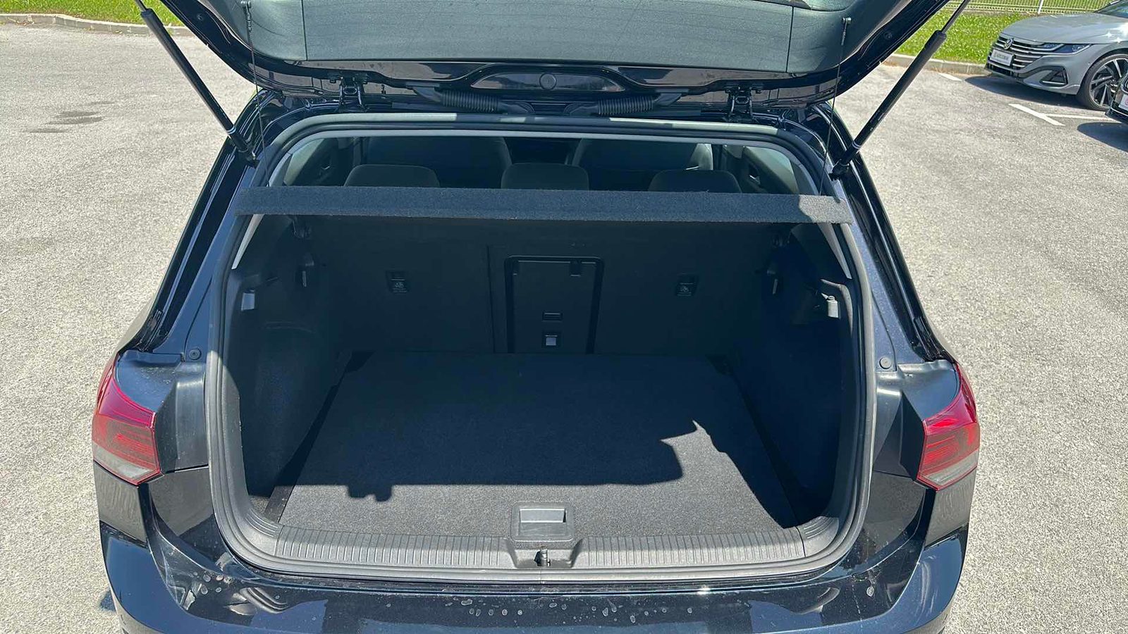 2023 Volkswagen Golf — fotografija 12