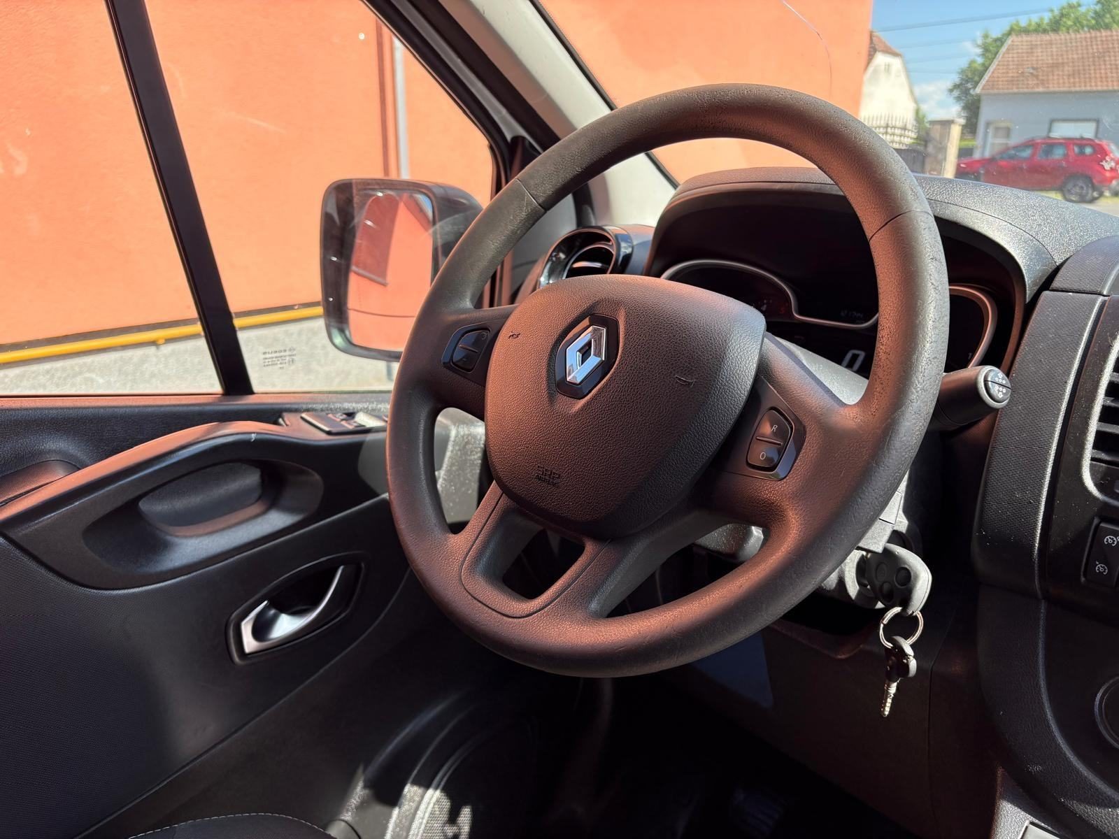 2021 Renault Trafic — fotografija 19