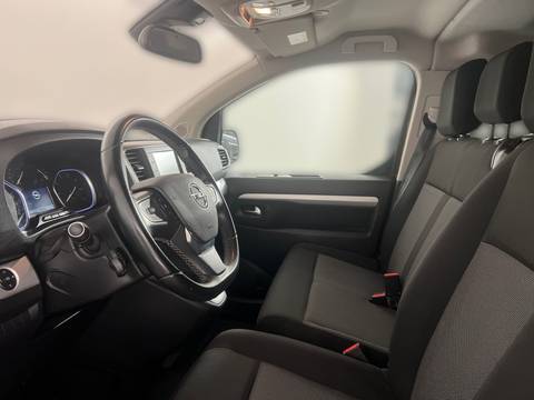 2021 Opel Zafira — sličica 12
