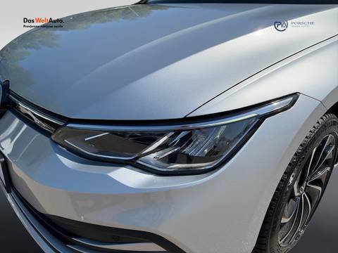 2023 Volkswagen Golf — sličica 22