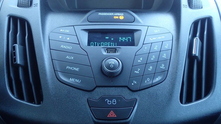 2016 Ford Tourneo — fotografija 10