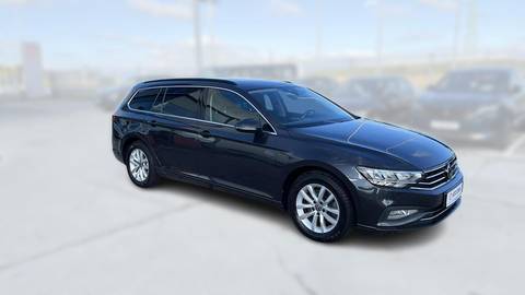 2021 Volkswagen Passat Variant — sličica 3