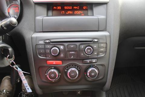 2011 Citroën C4 — sličica 14
