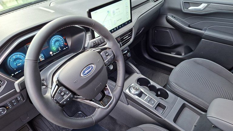 2025 Ford Kuga — fotografija 6