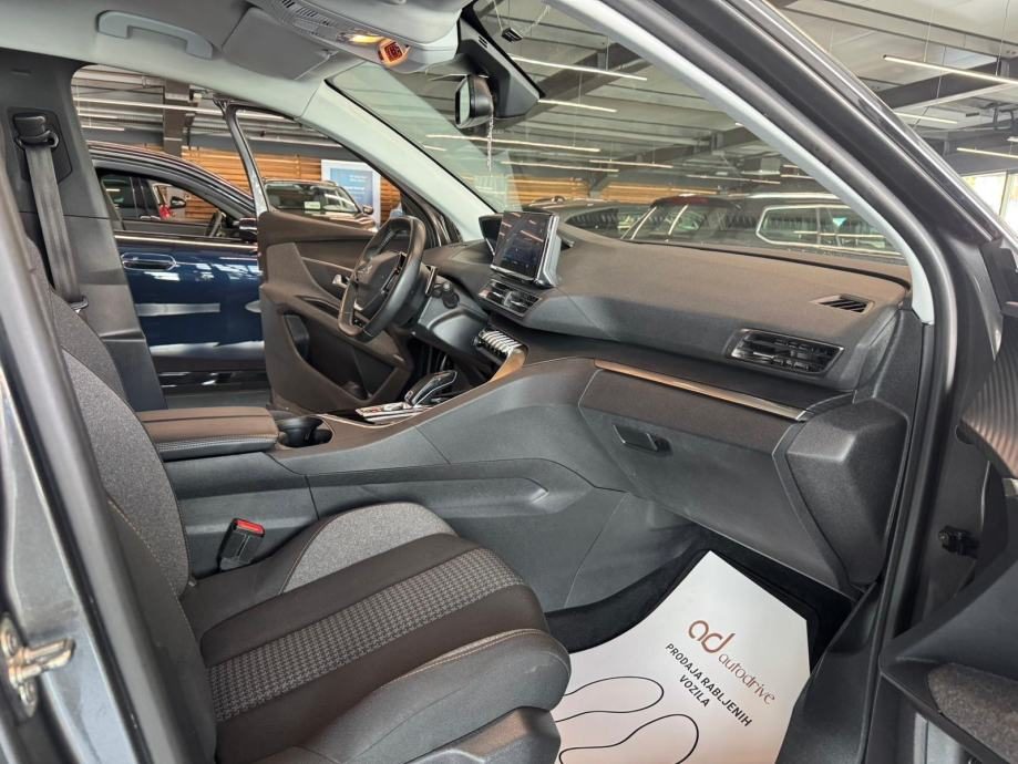 2021 Peugeot 3008 — fotografija 21