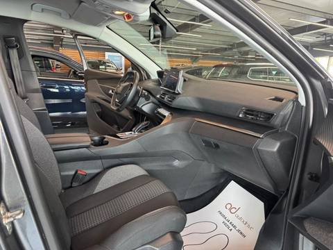 2021 Peugeot 3008 — sličica 21
