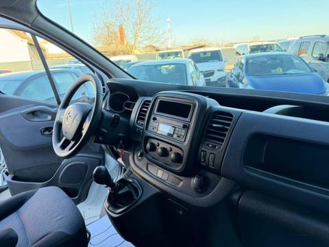 2019 Opel Vivaro — sličica 20