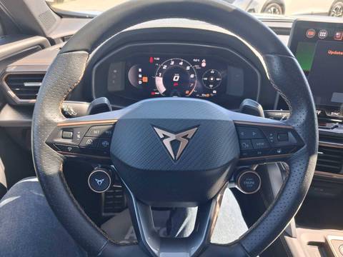 2025 Cupra Formentor — sličica 26