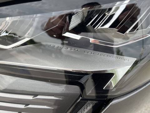 2021 Peugeot 3008 — sličica 14