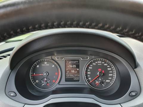 2013 Audi Q3 — sličica 11