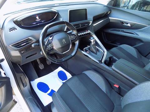 2018 Peugeot 3008 — sličica 9