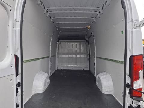2023 Opel Movano — sličica 8