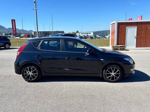 2011 Hyundai i30 — sličica 4