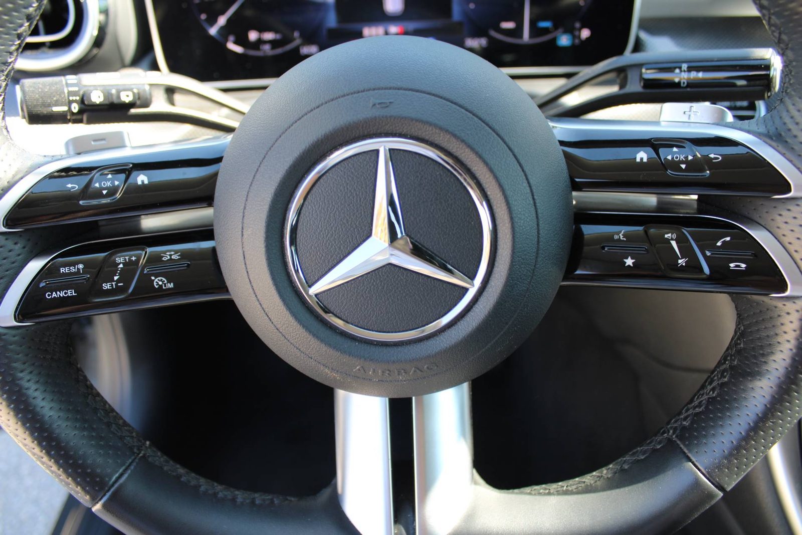 2024 Mercedes-Benz C-klasa — fotografija 17