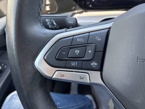 2024 Volkswagen Golf — sličica 19