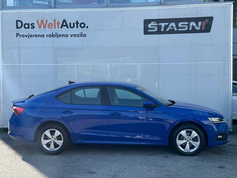 2020 Škoda Octavia — sličica 7