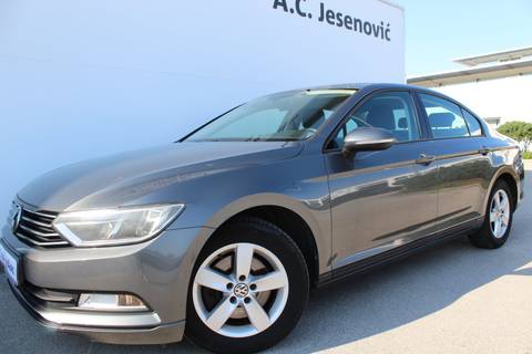 2016 Volkswagen Passat — sličica 6