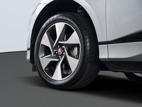 2024 Jaguar I-Pace — sličica 11