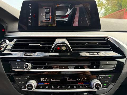 2019 BMW Serija 5 — sličica 17
