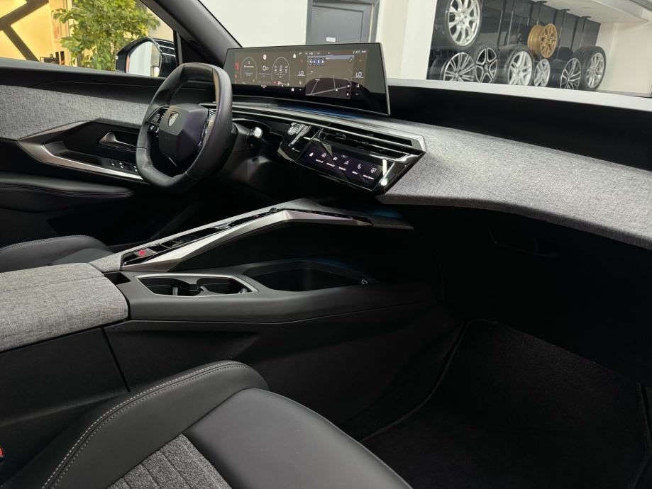 2025 Peugeot 3008 — fotografija 19