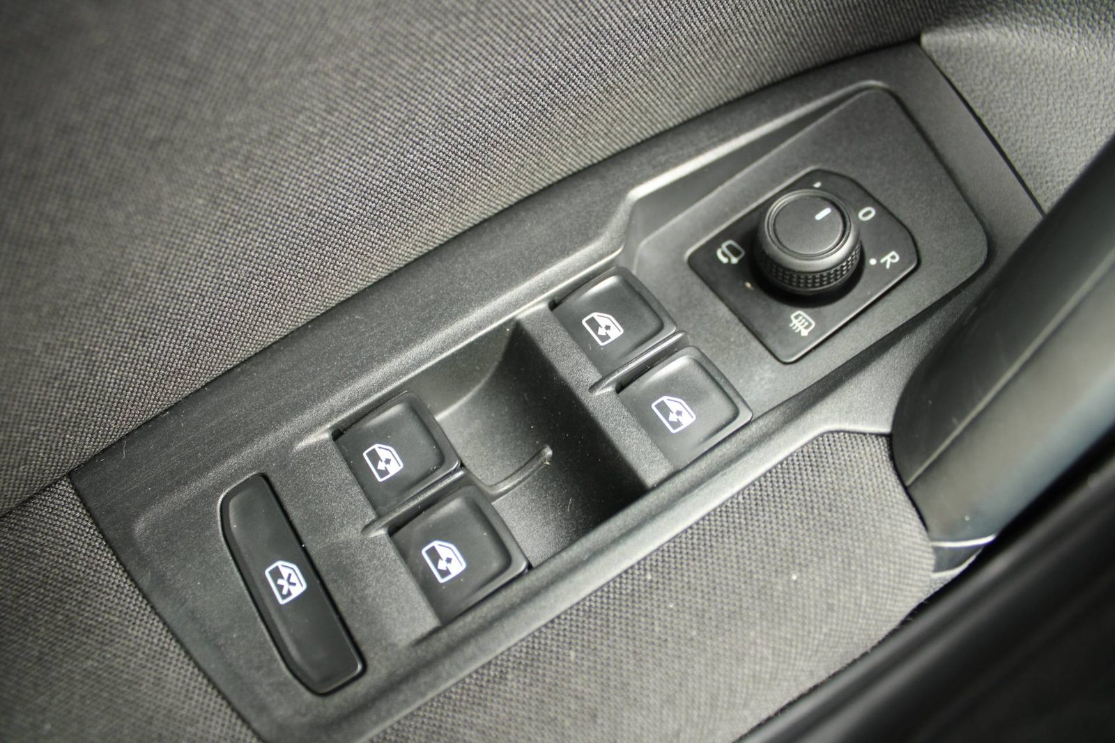 2023 Volkswagen Tiguan — fotografija 13