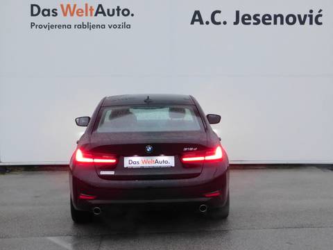 2021 BMW Serija 3 — sličica 5
